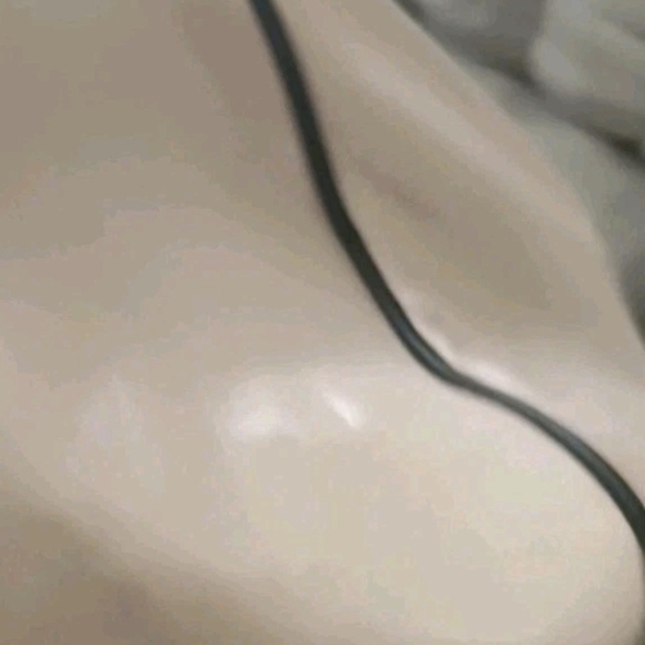 Steve Madden Light Pink Leather Duffle Bag With Black Strap - Picture 11 of 15